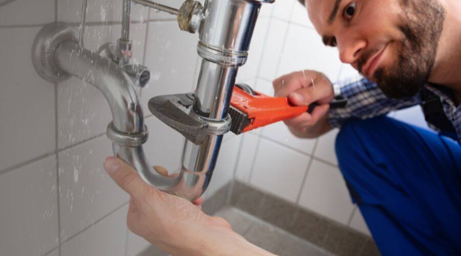 Expert burst pipe repair services in Columbia, SD